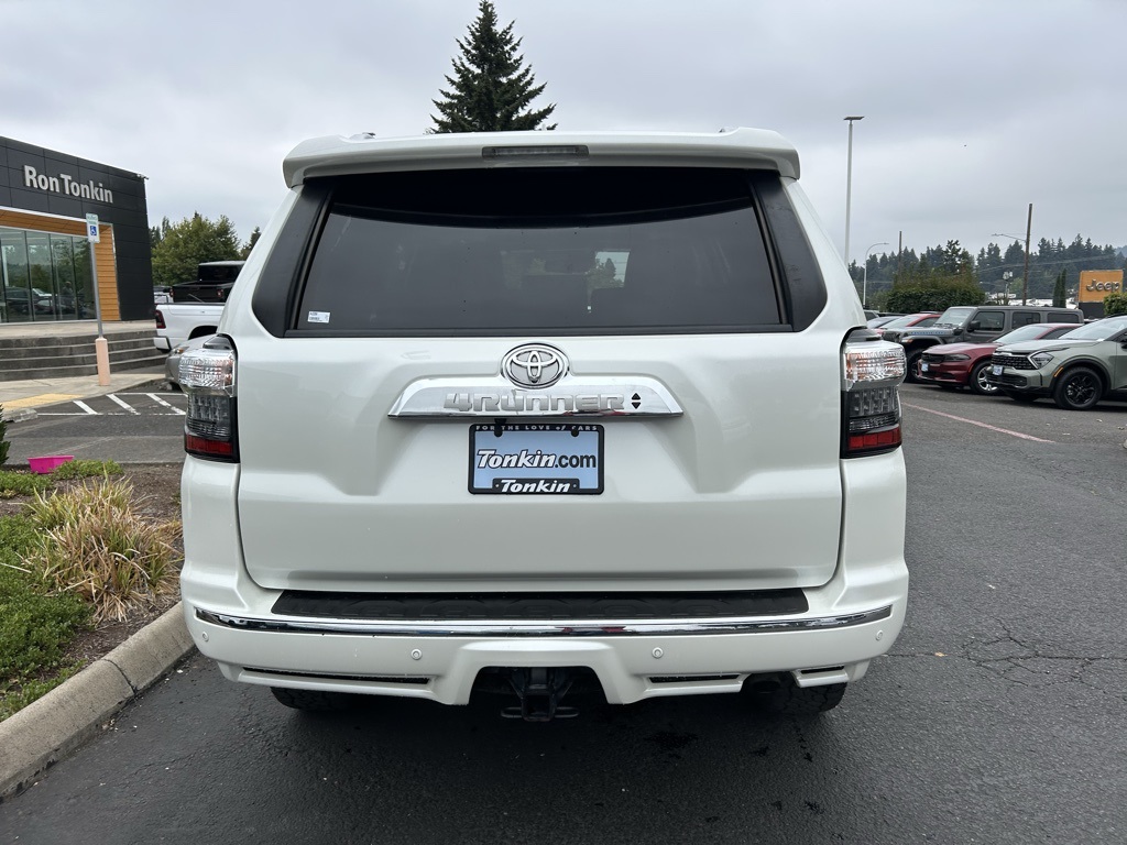 2022 Toyota 4Runner Limited photo 6