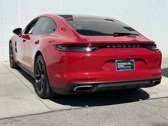 2023 Porsche Panamera 4 Executive photo 3