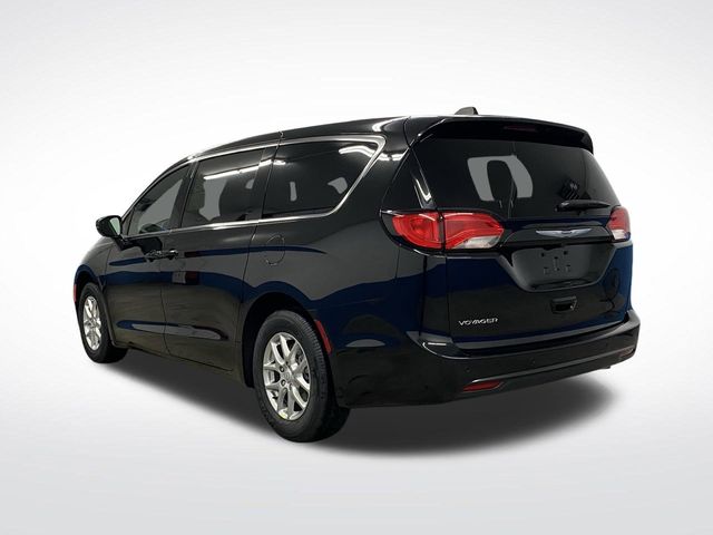 2026 Chrysler Voyager LX photo 3