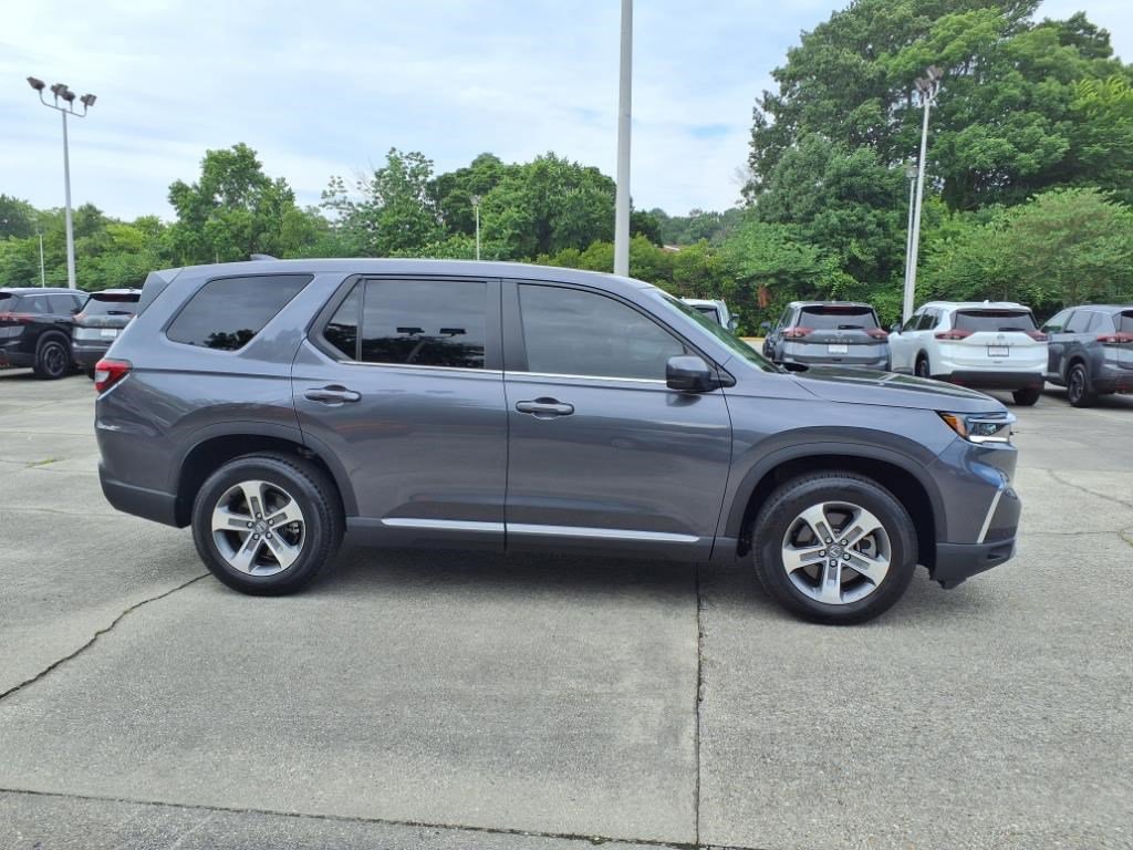 2025 Honda Pilot EX-L photo 2