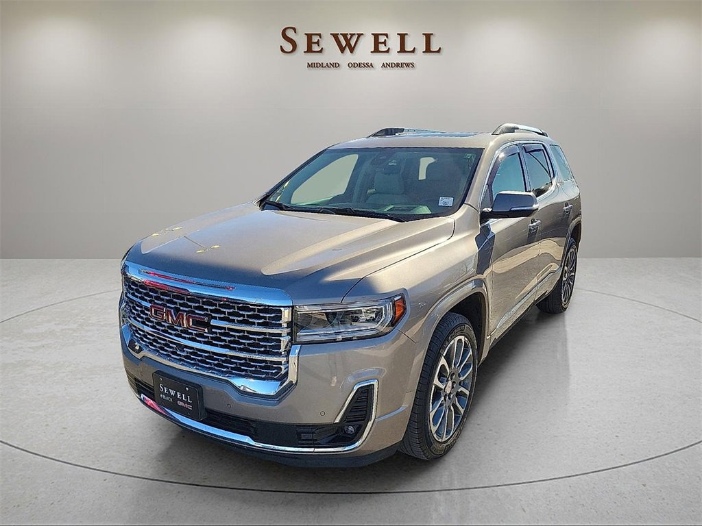 2022 GMC Acadia Denali's photo