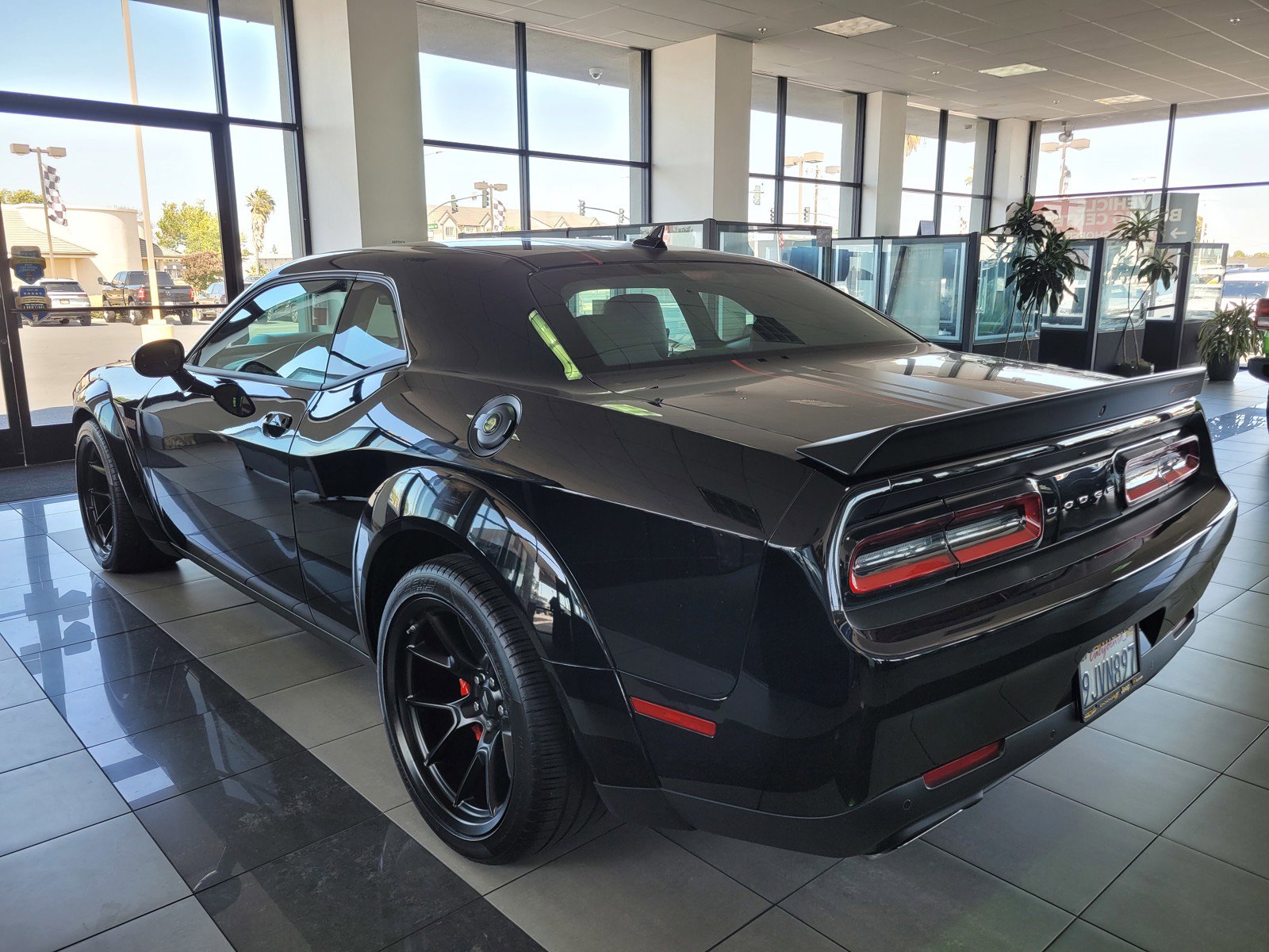 2023 Dodge Challenger R/T Scat Pack Widebody photo 6