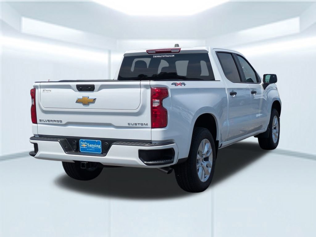 2025 Chevrolet Silverado 1500 Custom photo 5