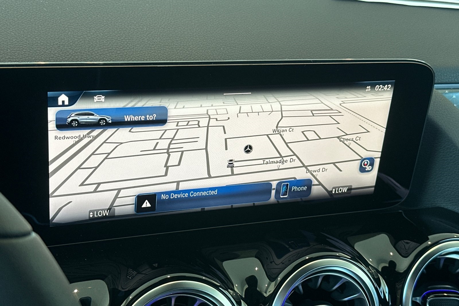 2025 Mercedes Benz GLA 250 photo 18