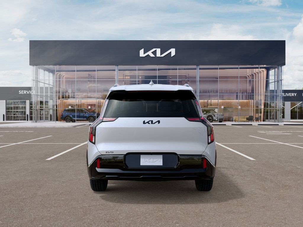 2026 Kia EV9 Land photo 4