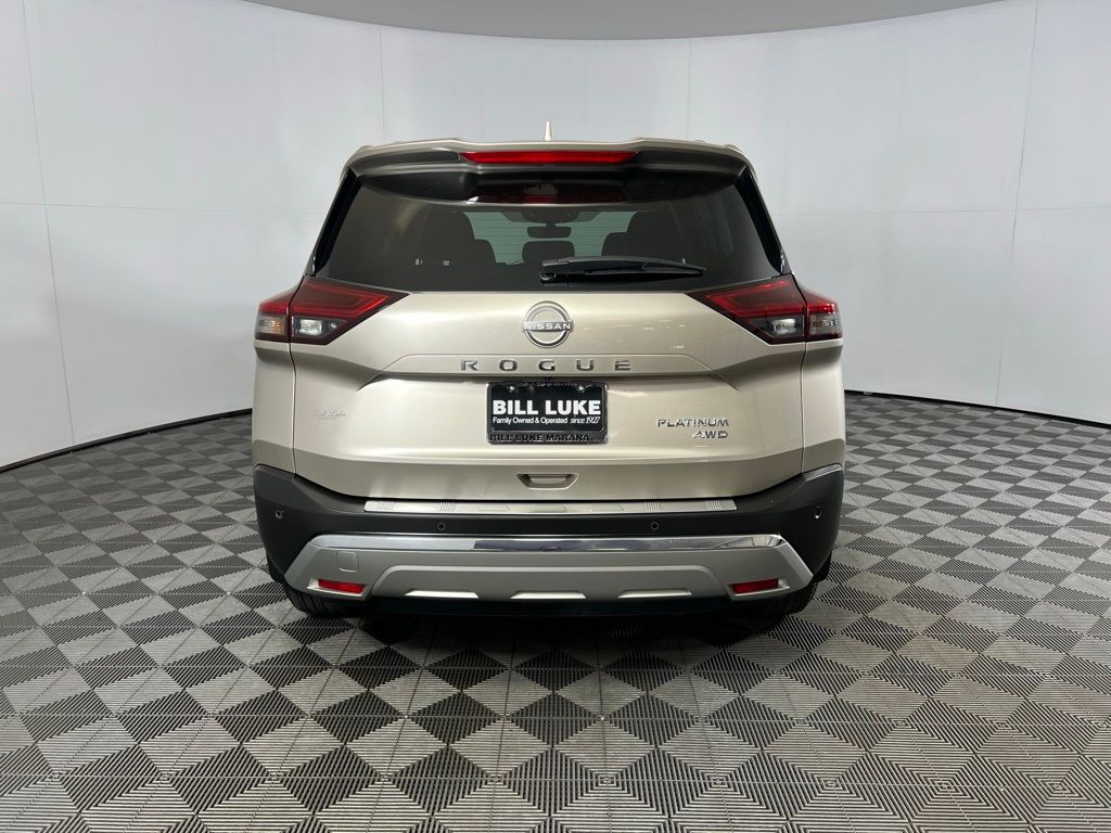 2023 Nissan Rogue Platinum photo 3