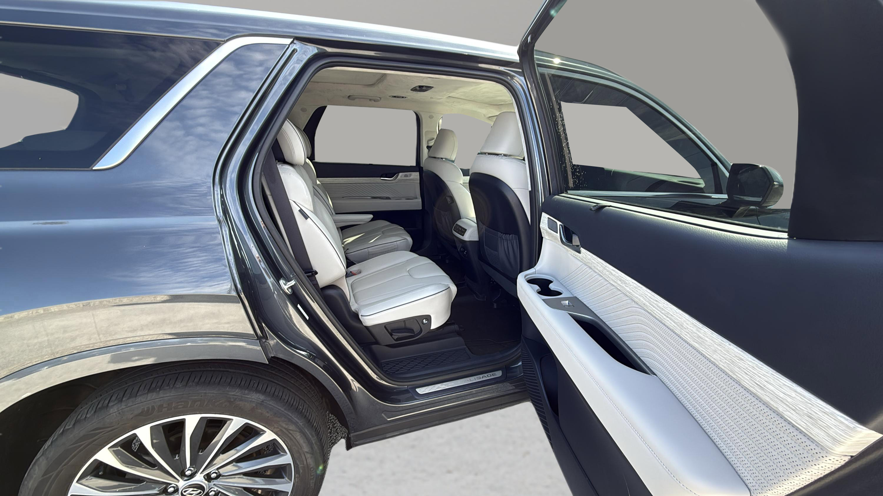 2024 Hyundai Palisade Calligraphy photo 2