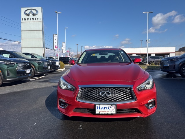 2022 Infiniti Q50 LUXE photo 2