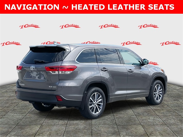 2017 Toyota Highlander SE XLE photo 3