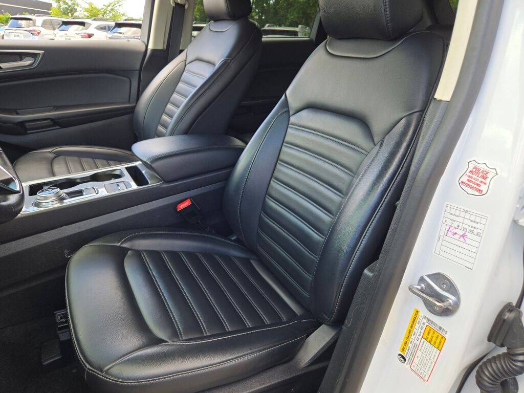2024 Ford Edge SEL photo 21