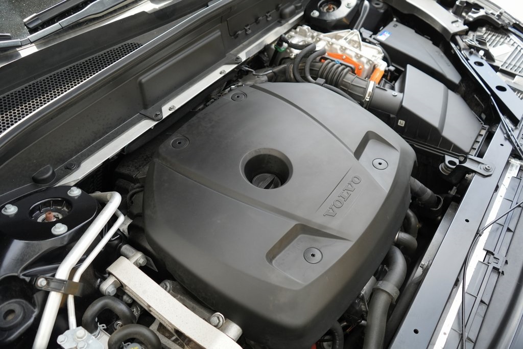 2021 Volvo XC60 Recharge Hybrid T8 Inscription Expression photo 35