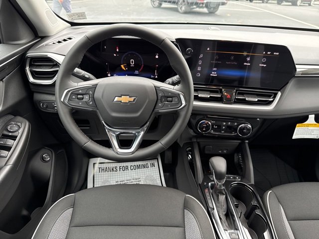 2026 Chevrolet Trailblazer LT photo 3