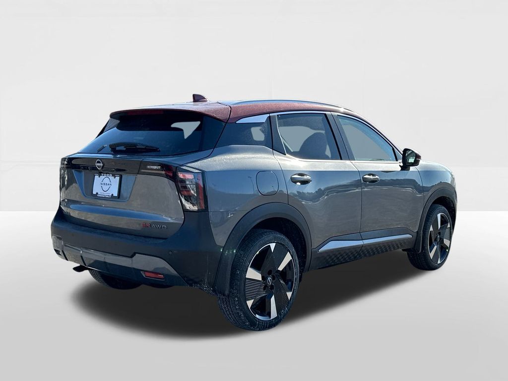 2025 Nissan Kicks SR photo 4