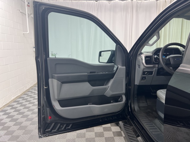 2023 Ford F-150 XL photo 7