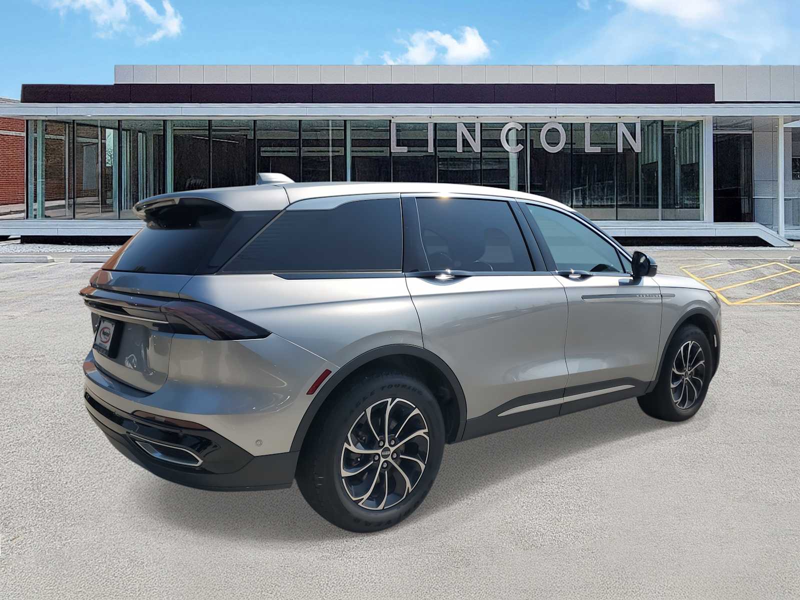 2024 Lincoln Nautilus Premiere photo 2