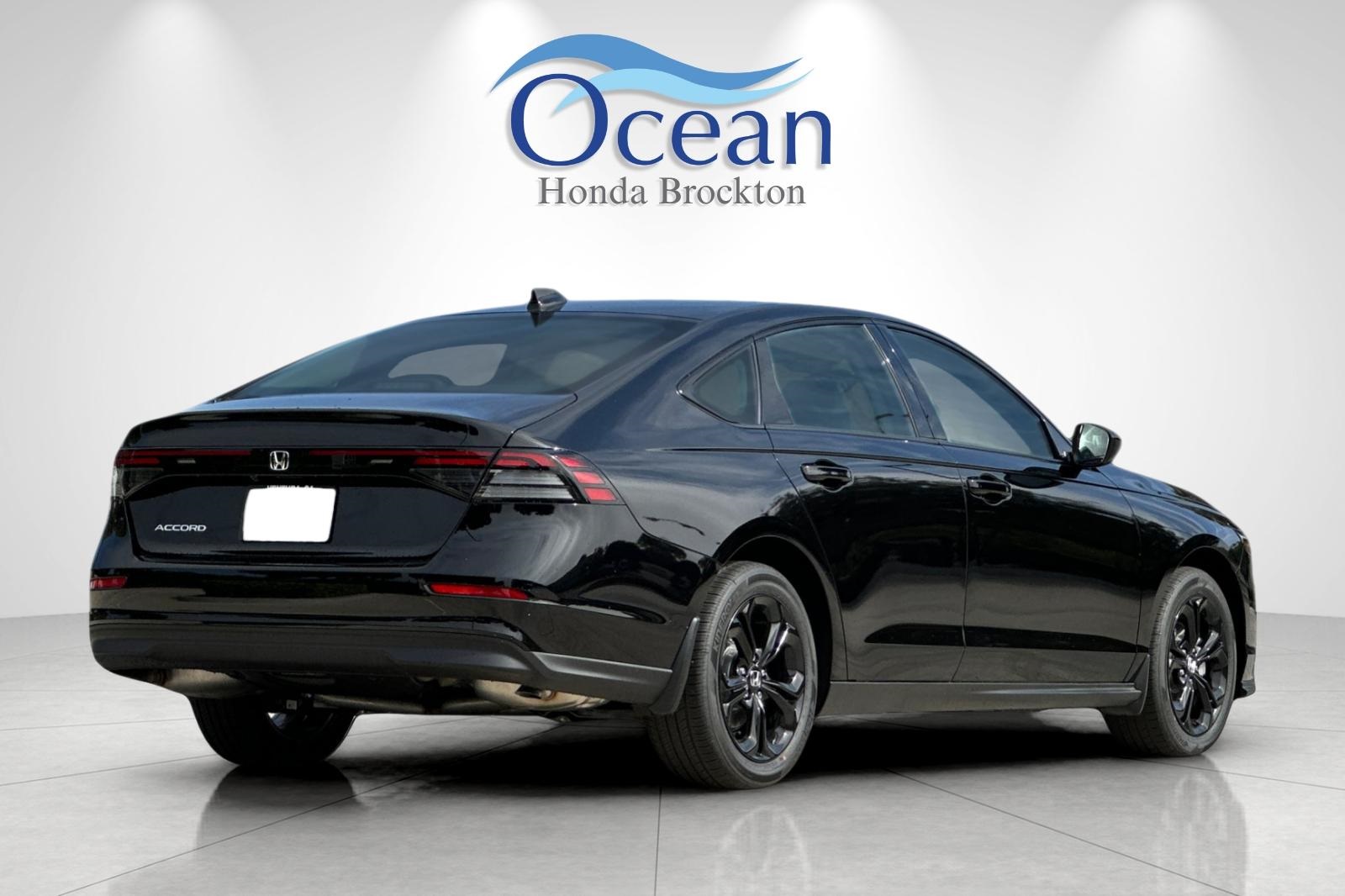 2025 Honda Accord SE photo 5