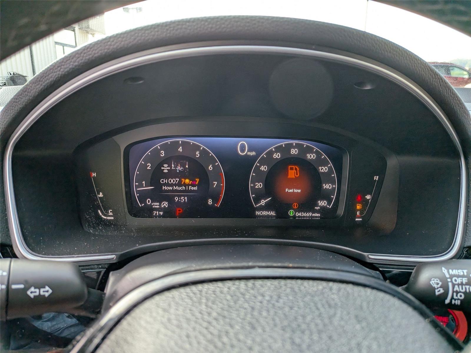 2022 Honda Civic Hatchback Sport Touring photo 18