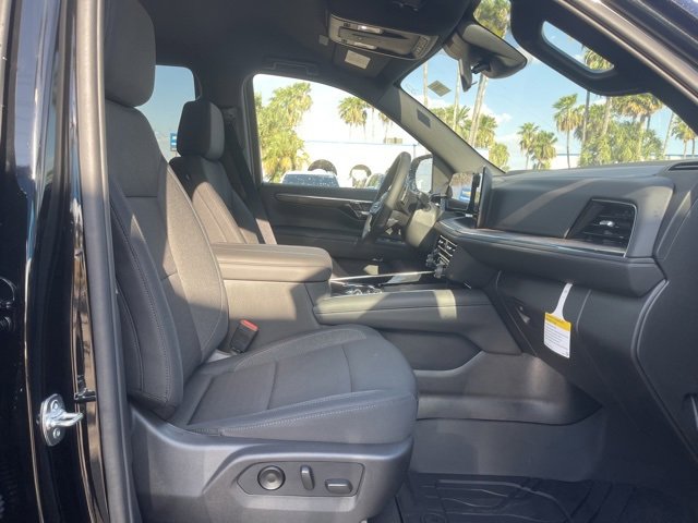 2025 Chevrolet Tahoe LS photo 16