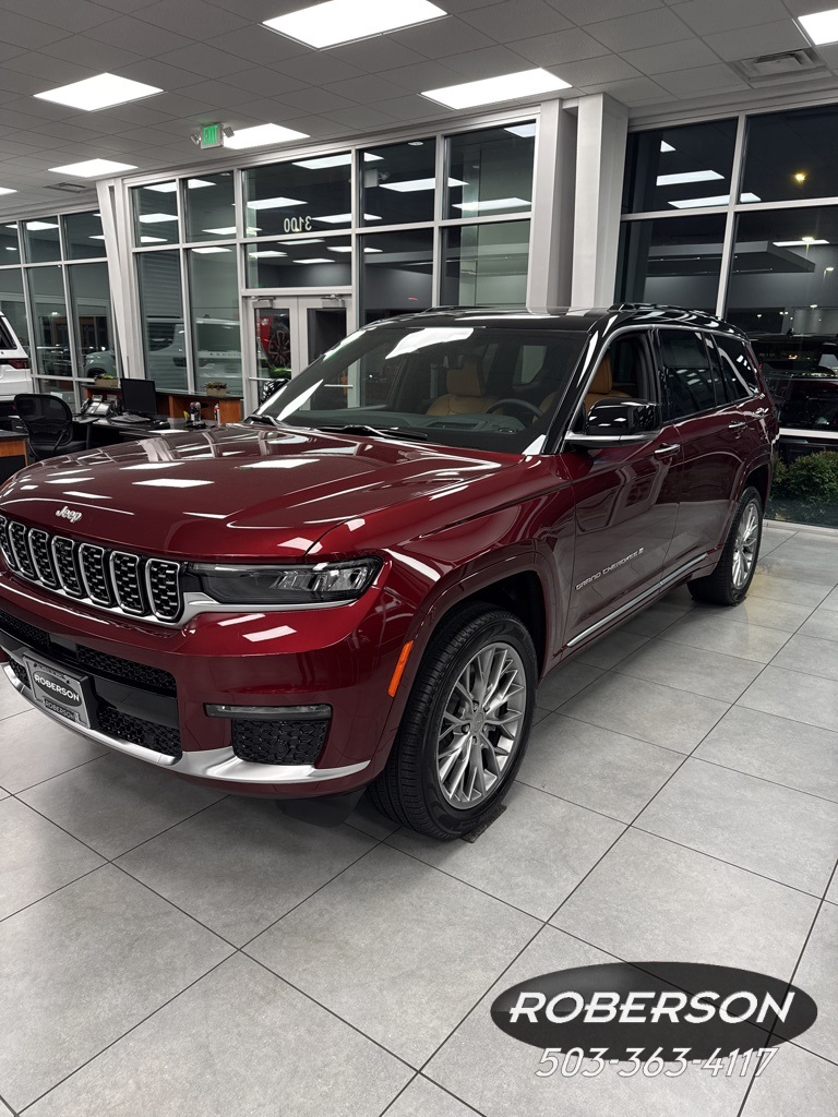 2025 Jeep Grand Cherokee L Summit's photo