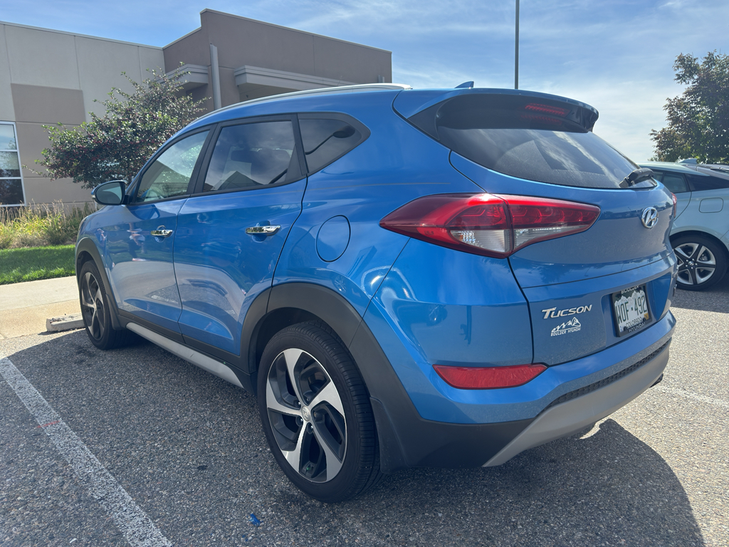 2017 Hyundai Tucson Limited photo 2