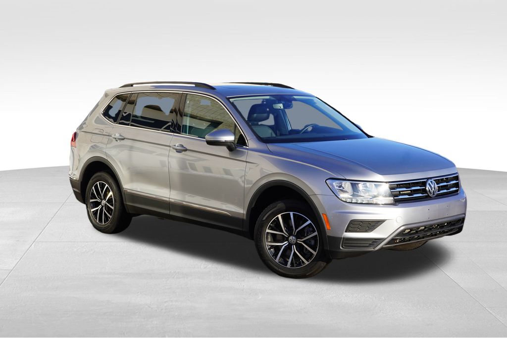 2021 Volkswagen Tiguan SE's photo