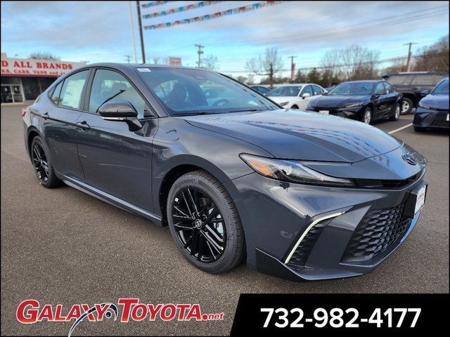 2026 Toyota Camry SE's photo