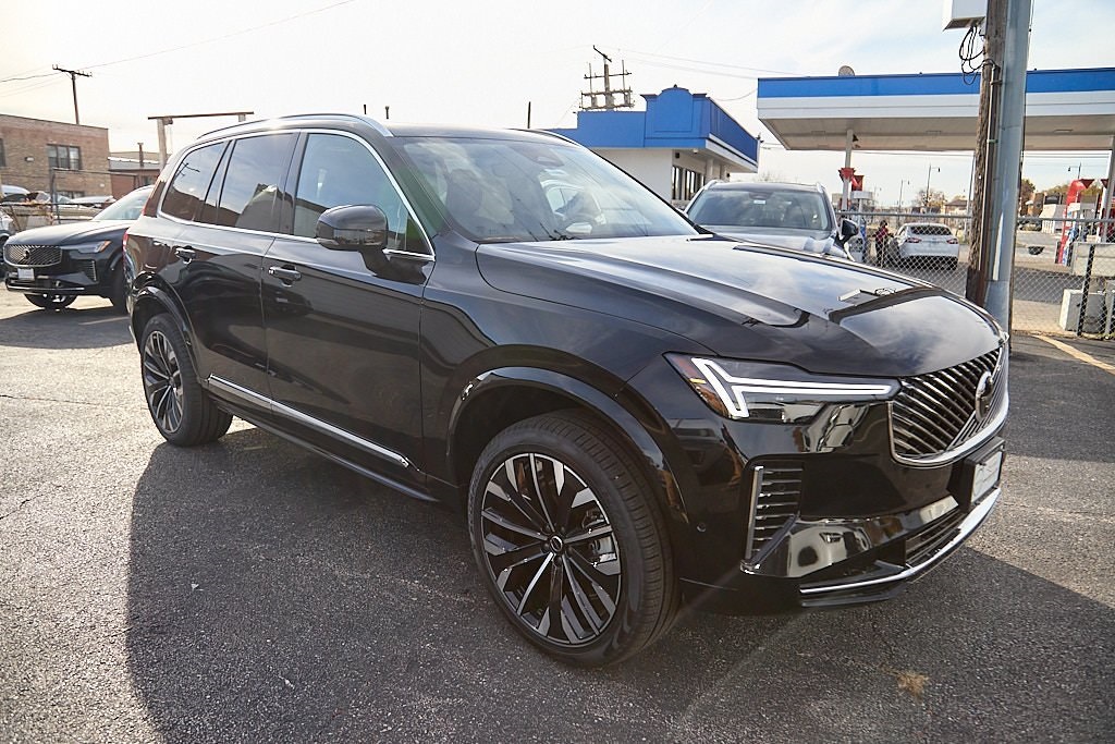 2026 VOLVO XC90 - Image 3