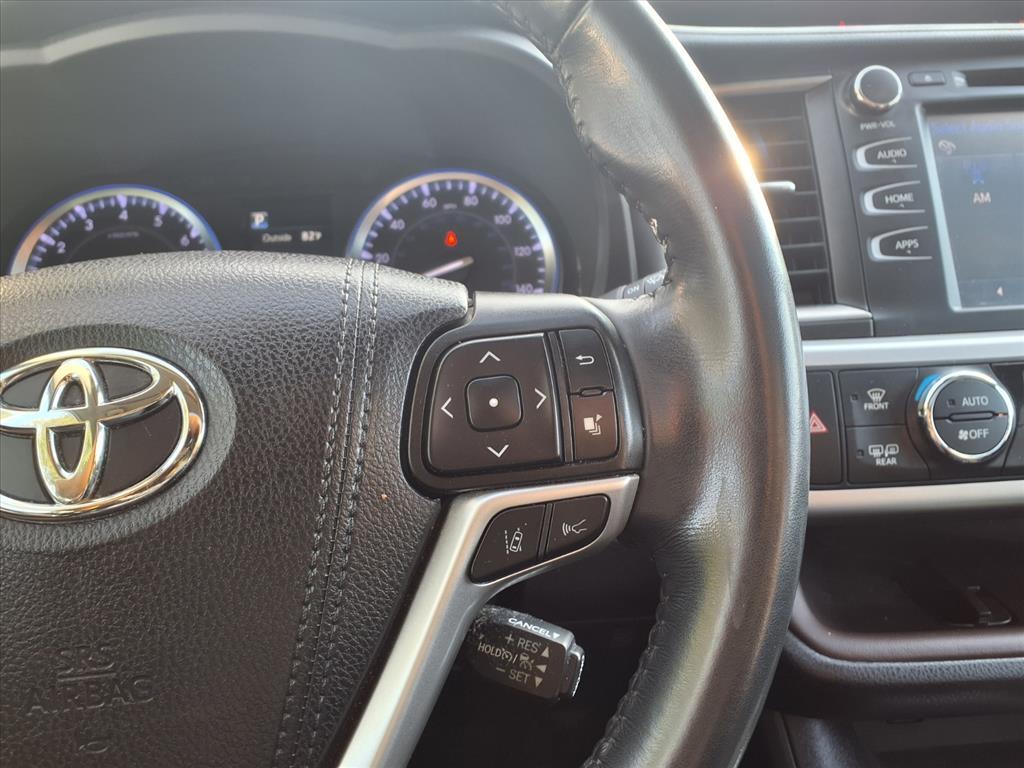 2019 Toyota Highlander XLE photo 16