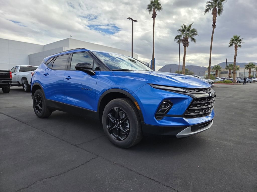 2025 Chevrolet Blazer 2LT's photo