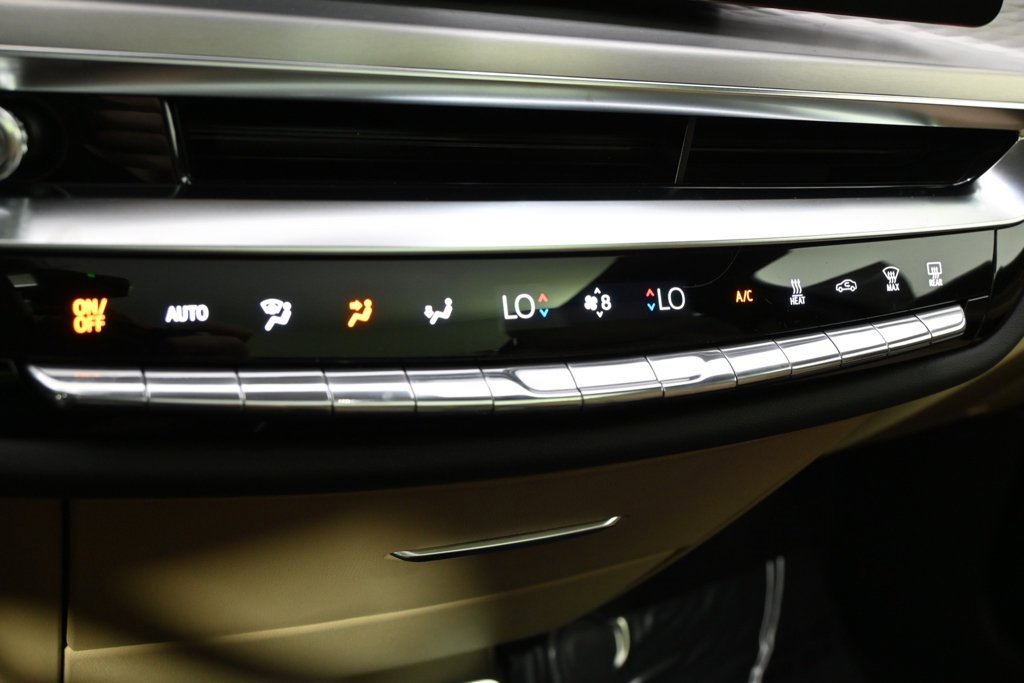 2025 Cadillac Lyriq Sport photo 18