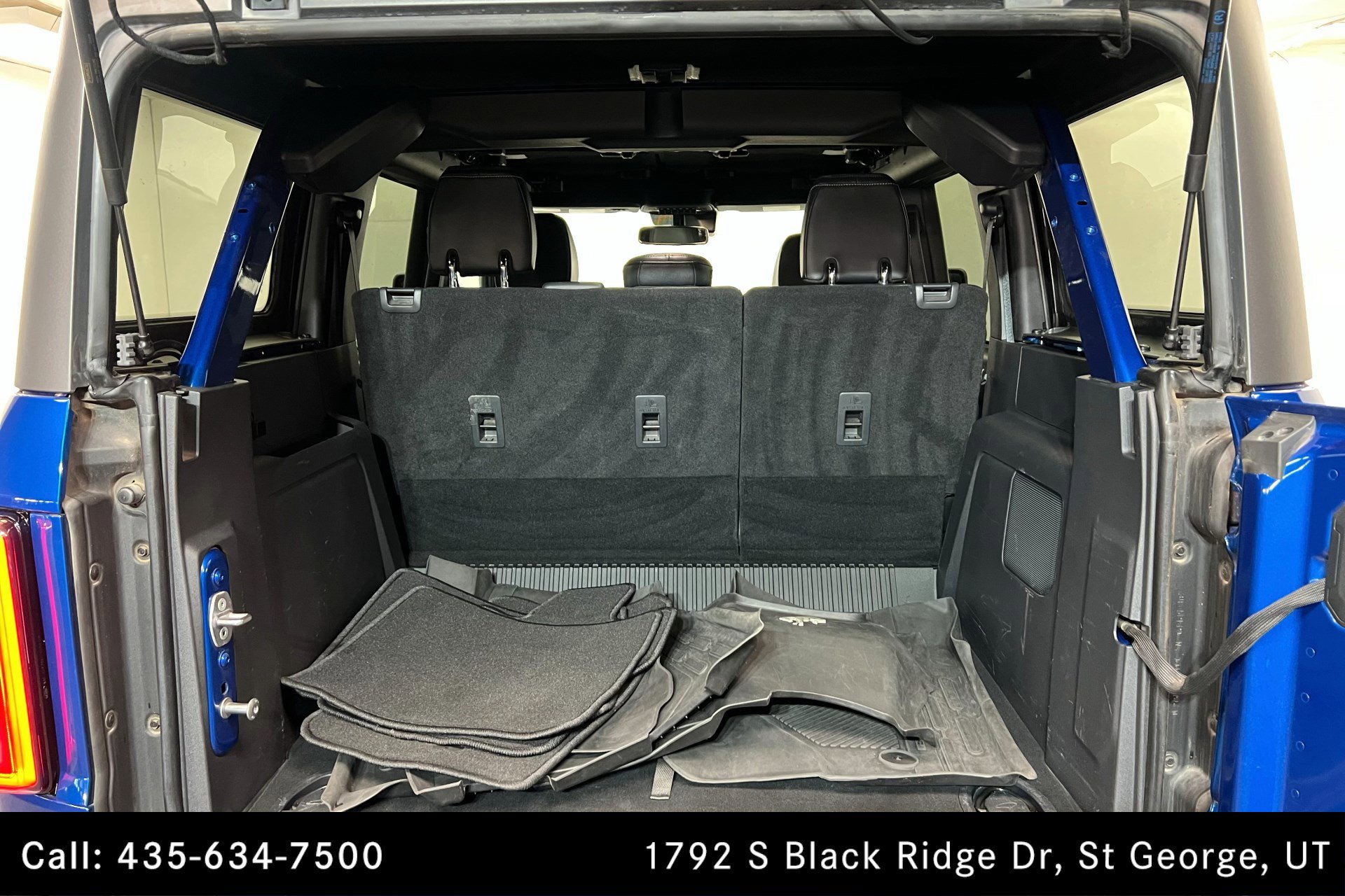 2021 Ford Bronco First Edition photo 19