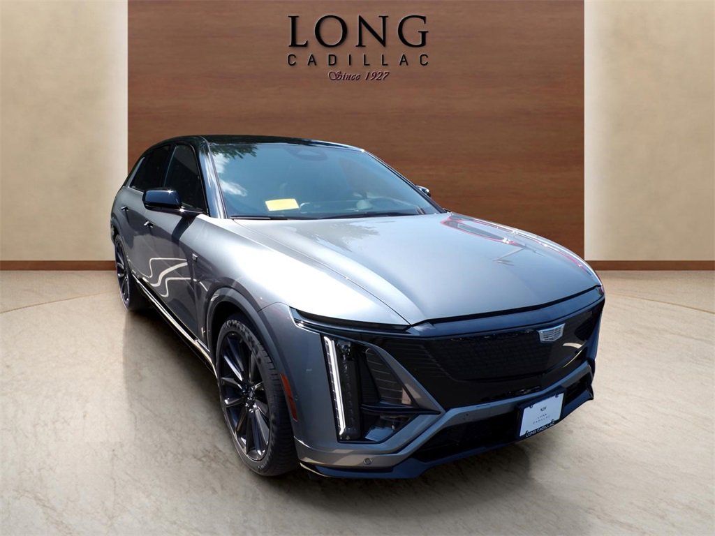 2026 Cadillac Lyriq photo 3