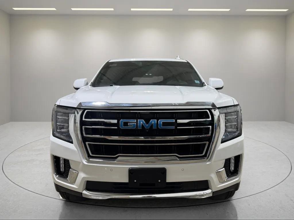 2024 Gmc Yukon SLT photo 4
