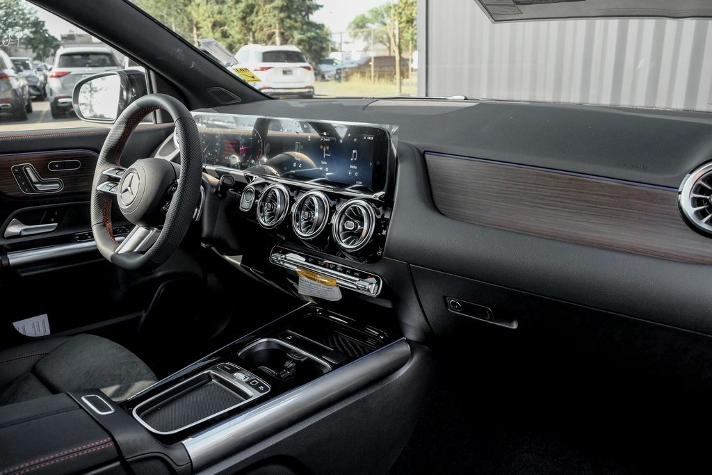 2026 Mercedes Benz GLA 250 4MATIC photo 22