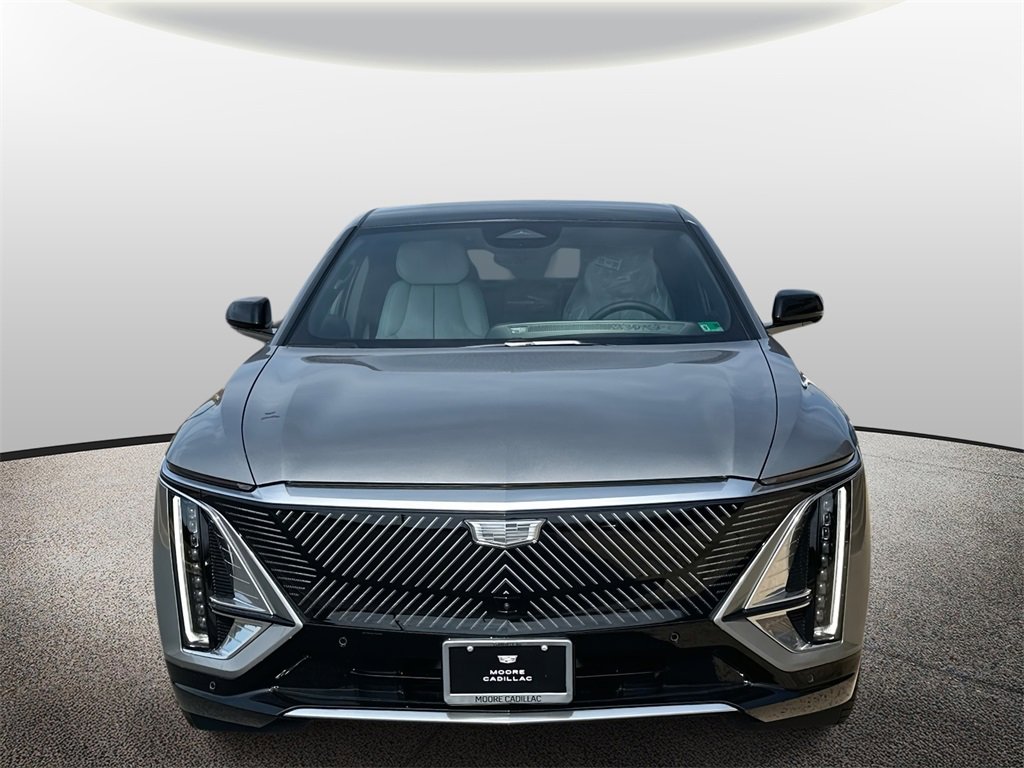 2026 Cadillac Lyriq Luxury photo 6