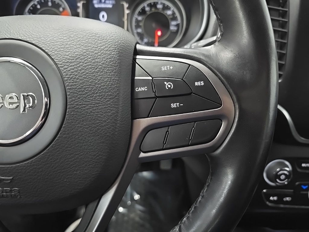 2020 Jeep Cherokee Latitude photo 19