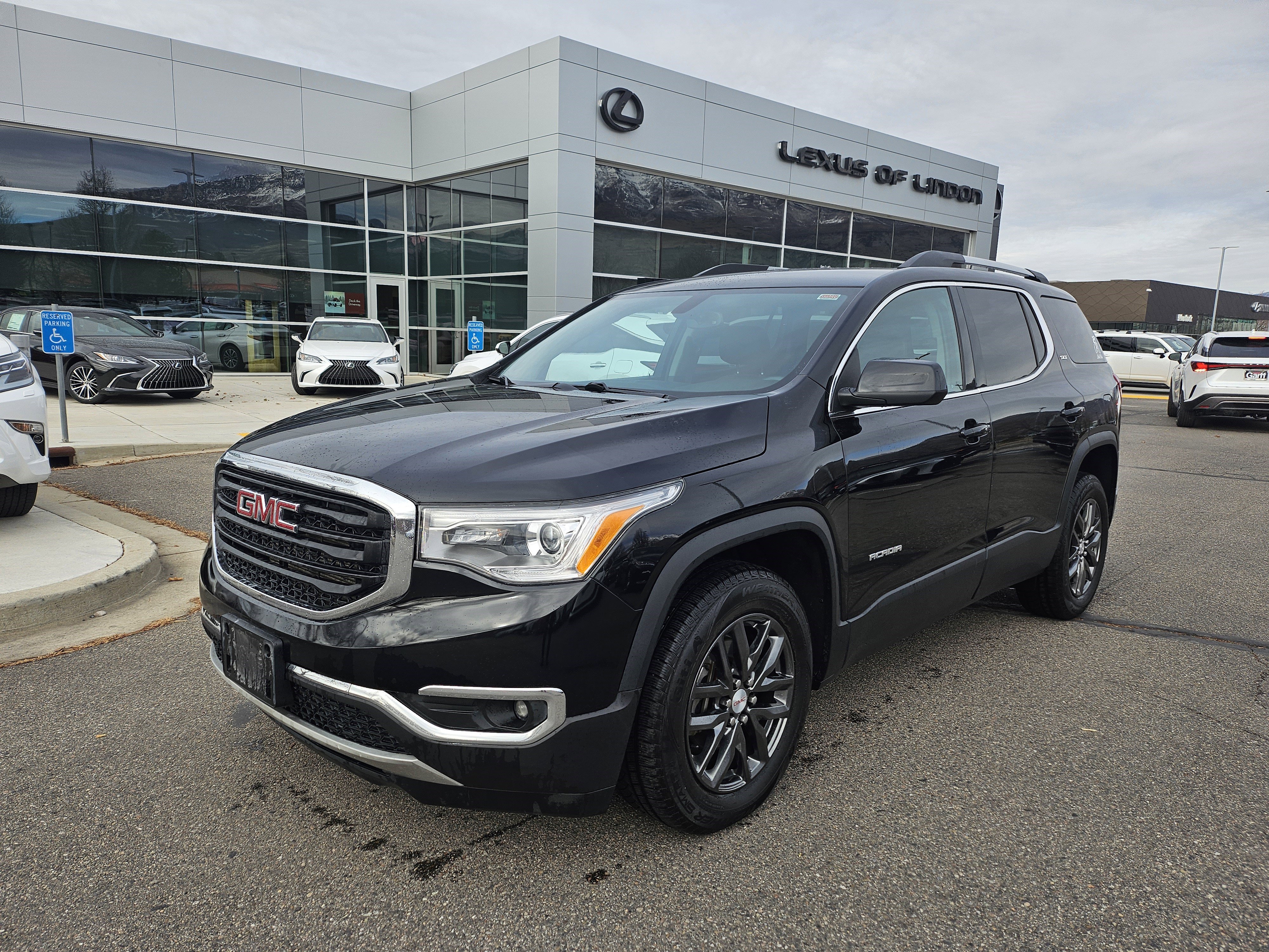2017 GMC Acadia SLT-1's photo