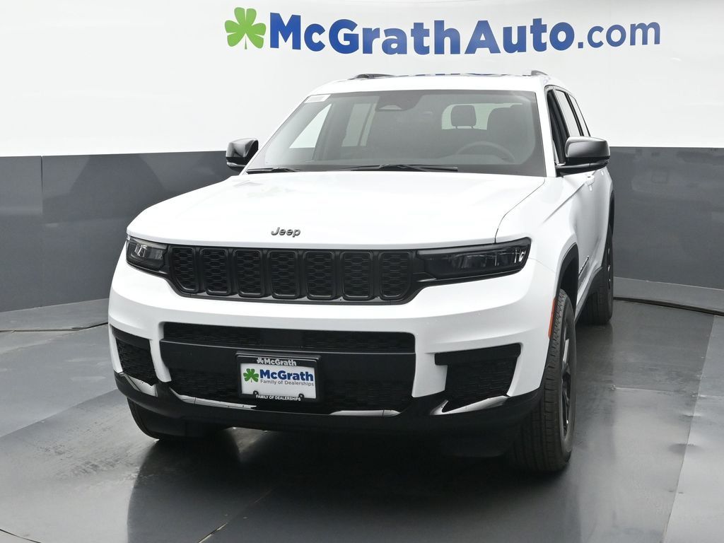 2025 Jeep Grand Cherokee Altitude X photo 3