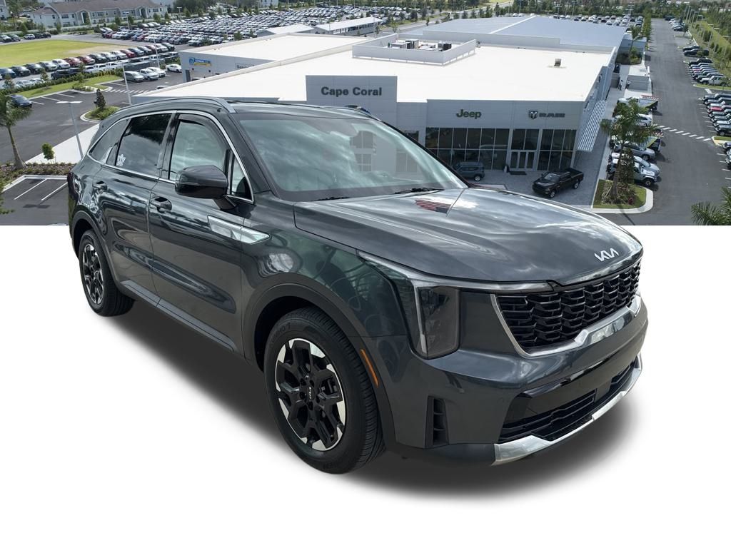 2024 Kia Sorento S photo 2