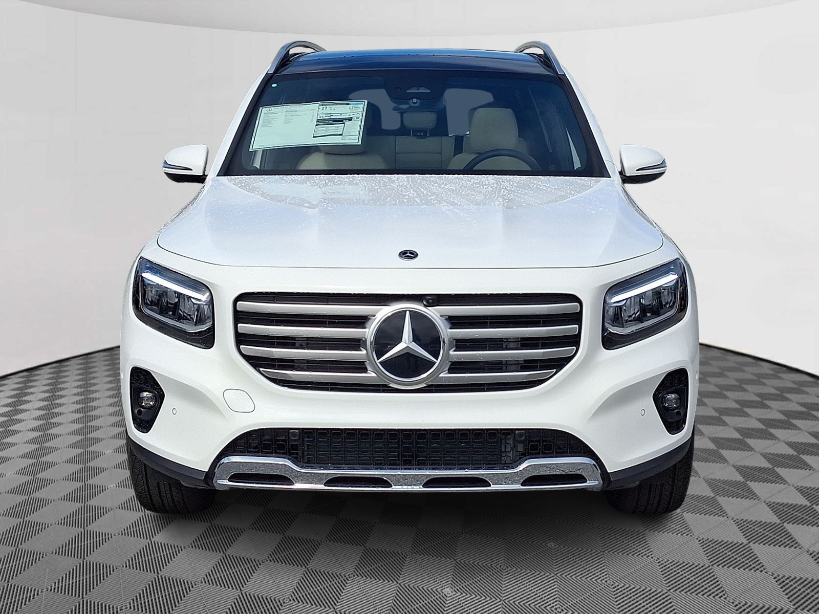 2026 Mercedes Benz GLB 250 4MATIC photo 2