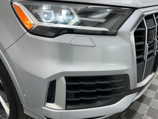 2022 Audi Q7 55 Premium Plus photo 4