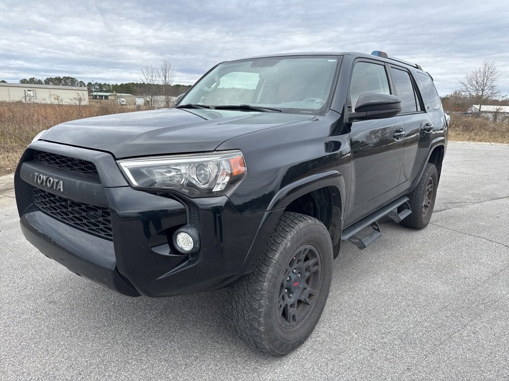 2019 Toyota 4Runner SR5's photo