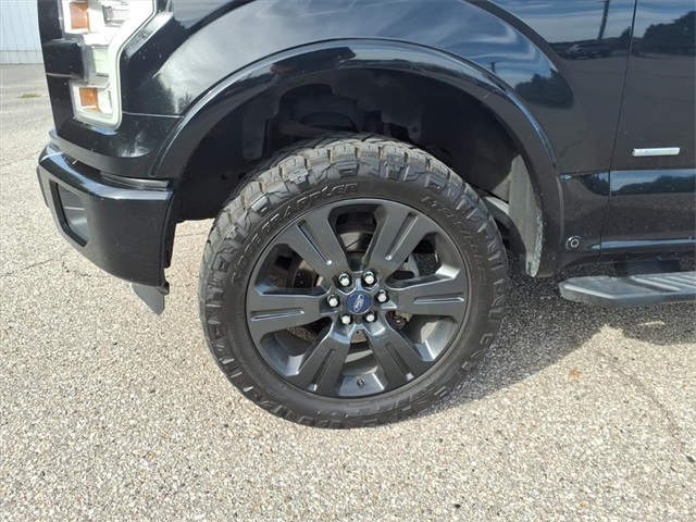 2016 Ford F-150 Limited photo 4