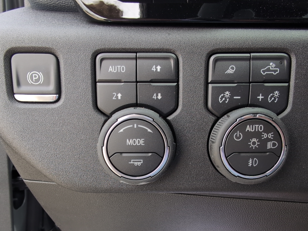2026 Chevrolet Silverado 1500 High Country photo 23