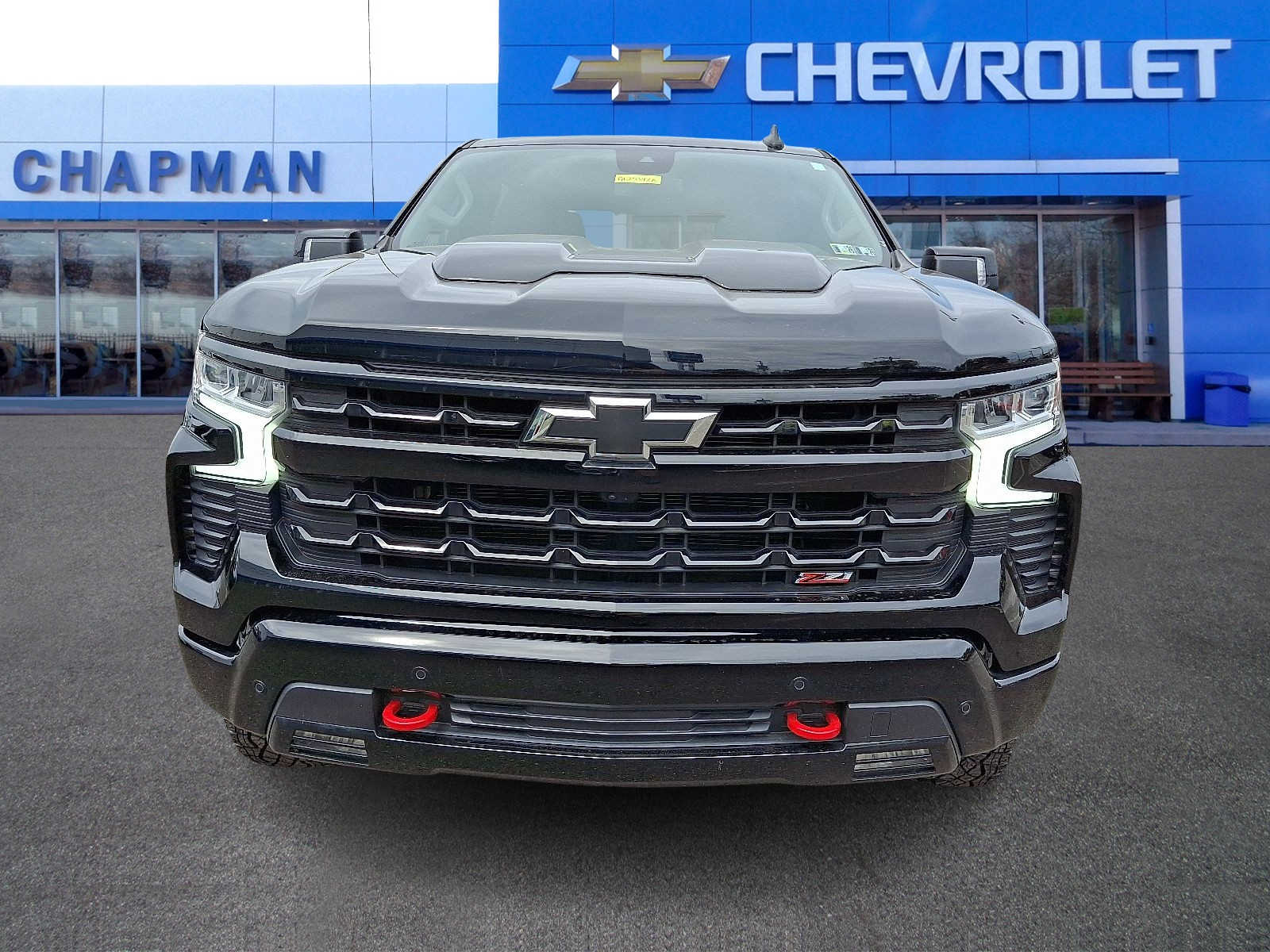 2024 Chevrolet Silverado 1500 LT Trail Boss photo 2