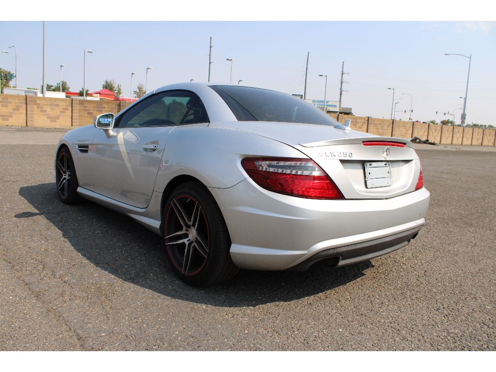 2013 Mercedes Benz SLK 250 photo 5