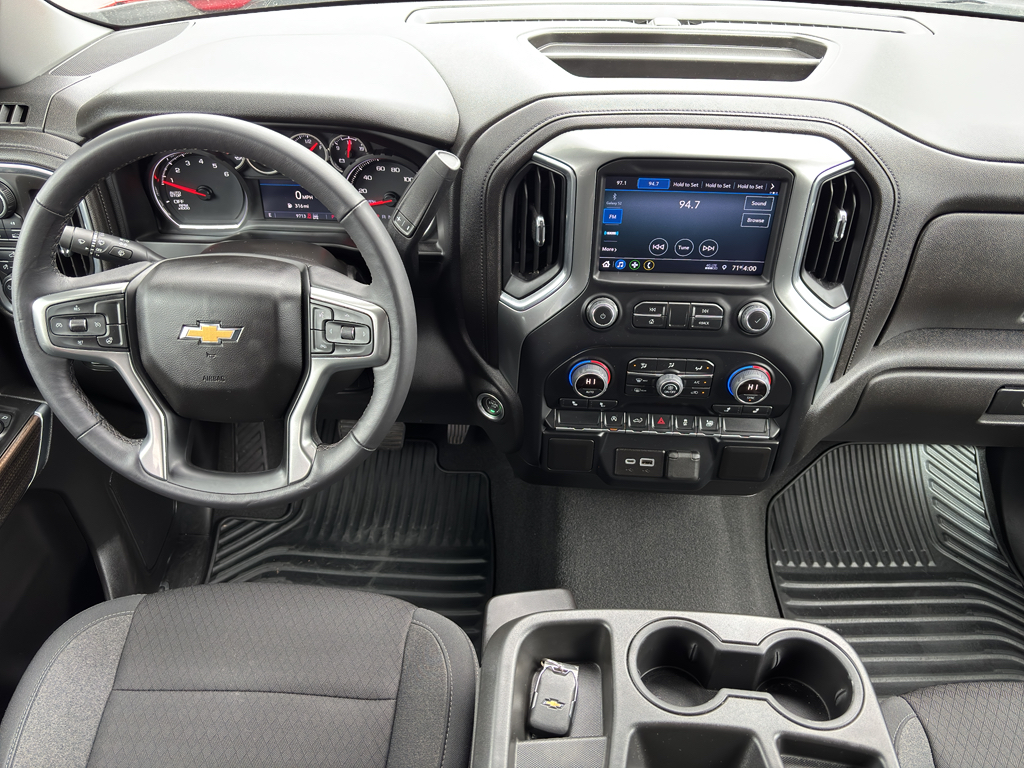2022 Chevrolet Silverado 1500 LT photo 16