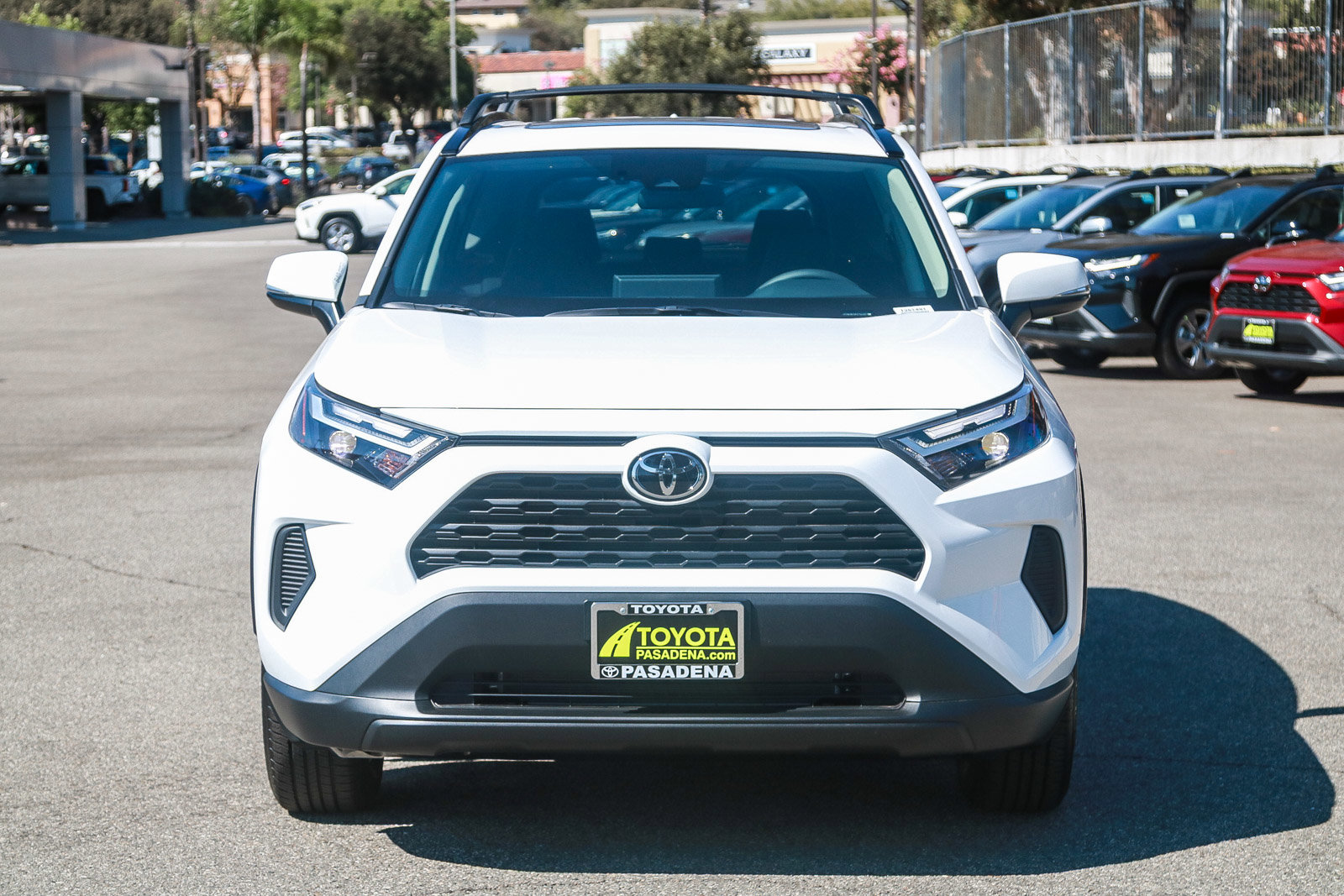 2025 Toyota RAV4 XLE photo 2