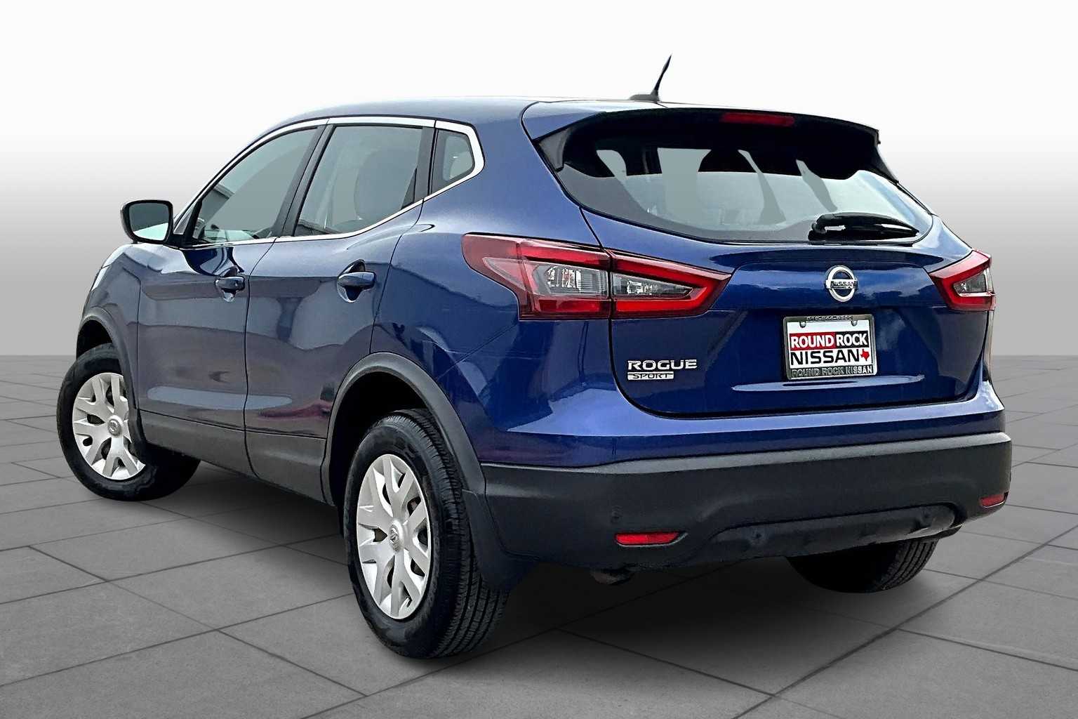 2020 Nissan Rogue Sport S photo 7