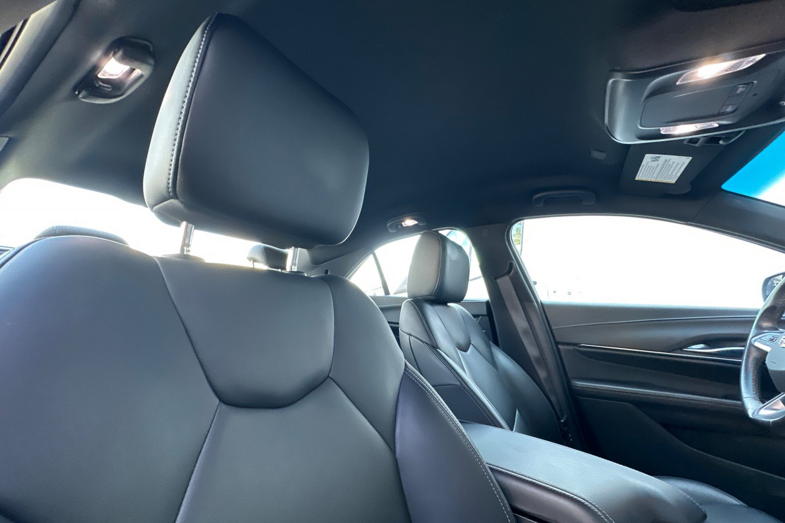2022 Cadillac CT4 Luxury photo 15